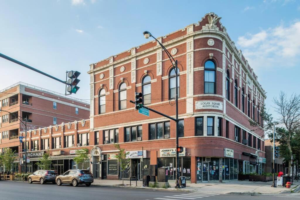 Lovely Logan Square 2-bedroom In Apartamento Chicago