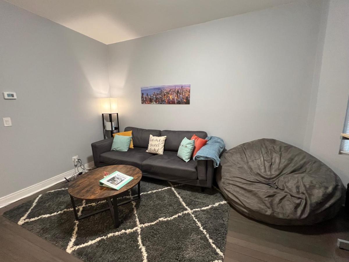 Apartamento Lovely Logan Square 2-bedroom In
