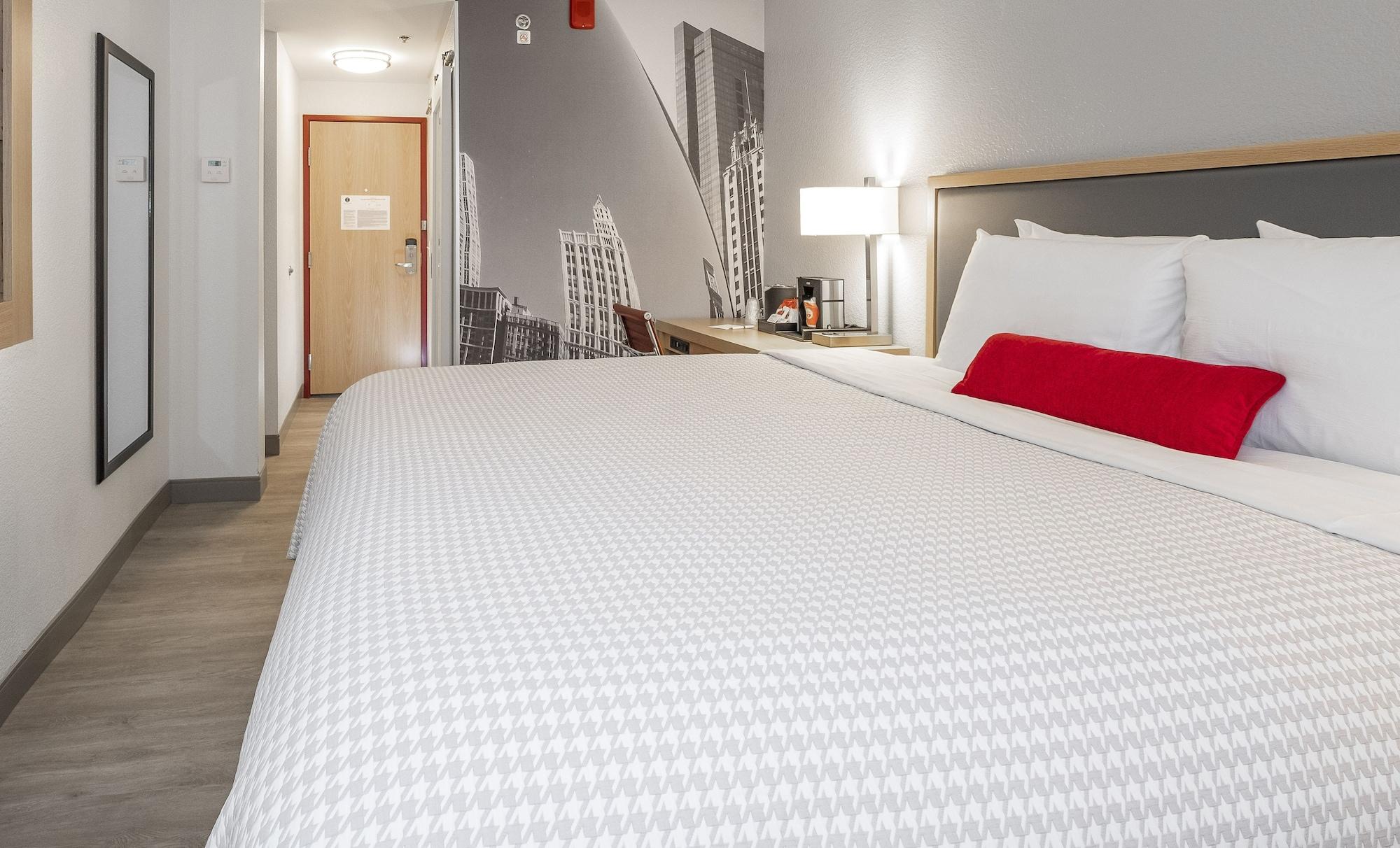 Saint Clair - Magnificent Mile