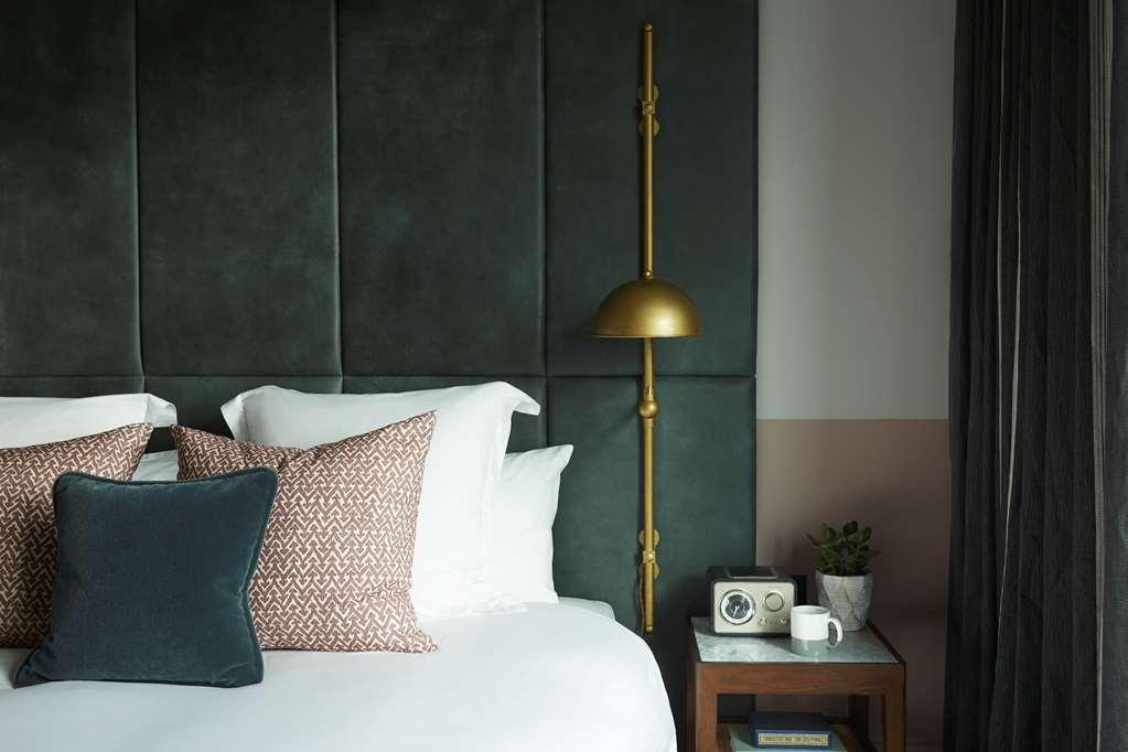 The Hoxton, Hotel 4*