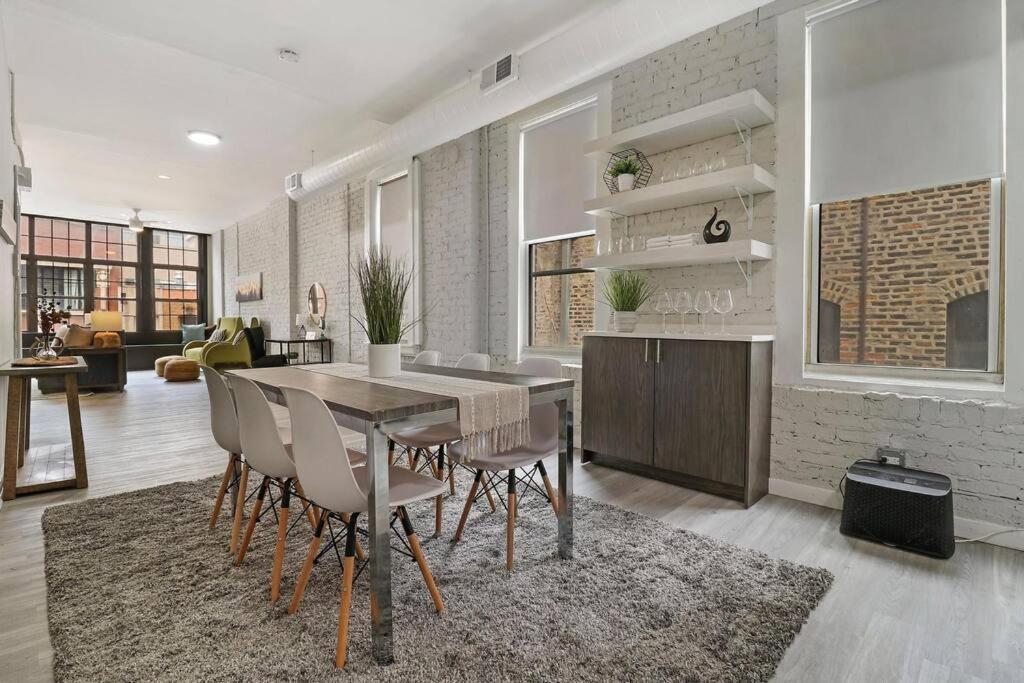 Apartment Wonderful 2-bedroom Near Restaurants - Hubbard 4