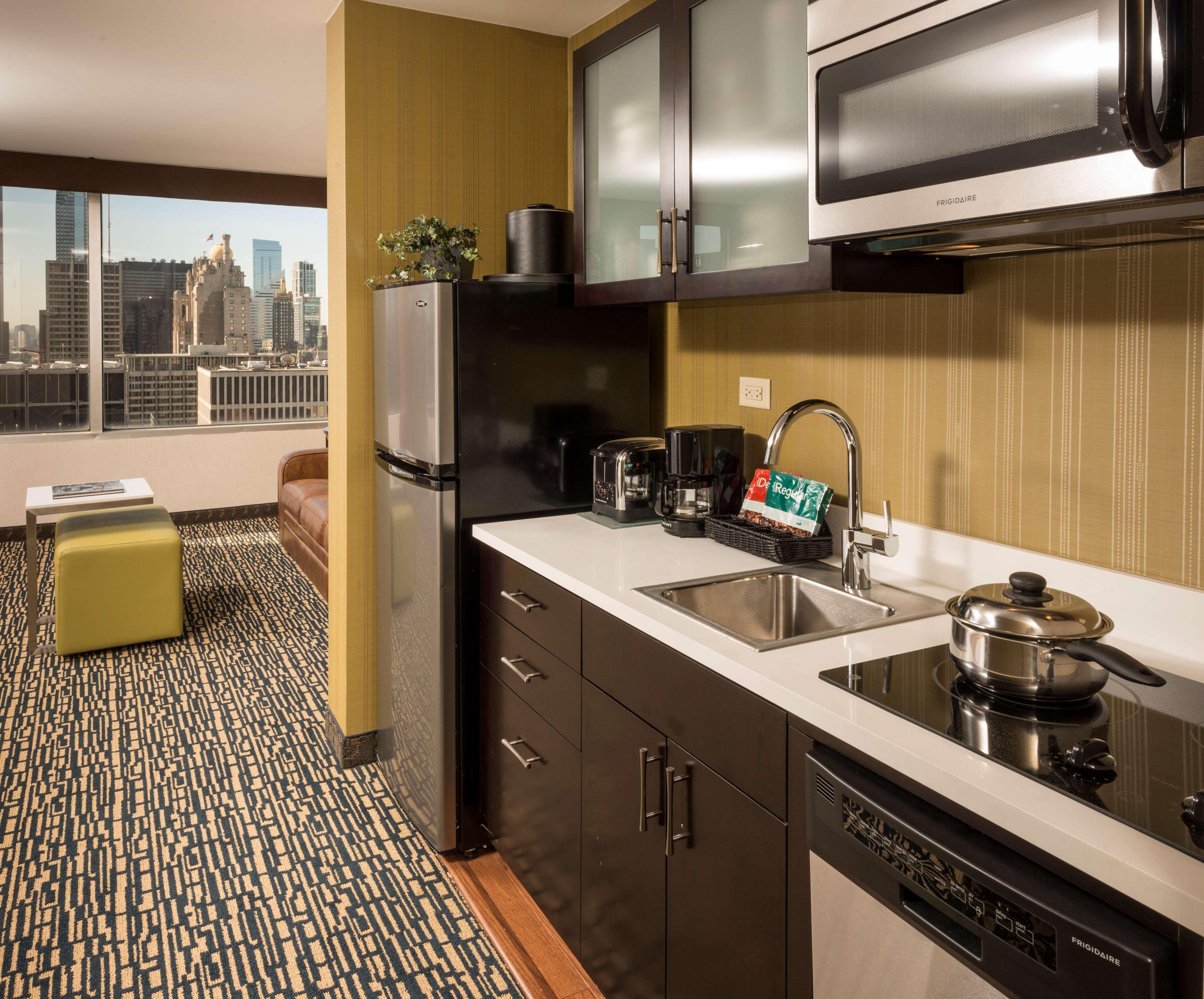 Homewood By Hilton Downtown - Magnificent Mile Hotel 3*
