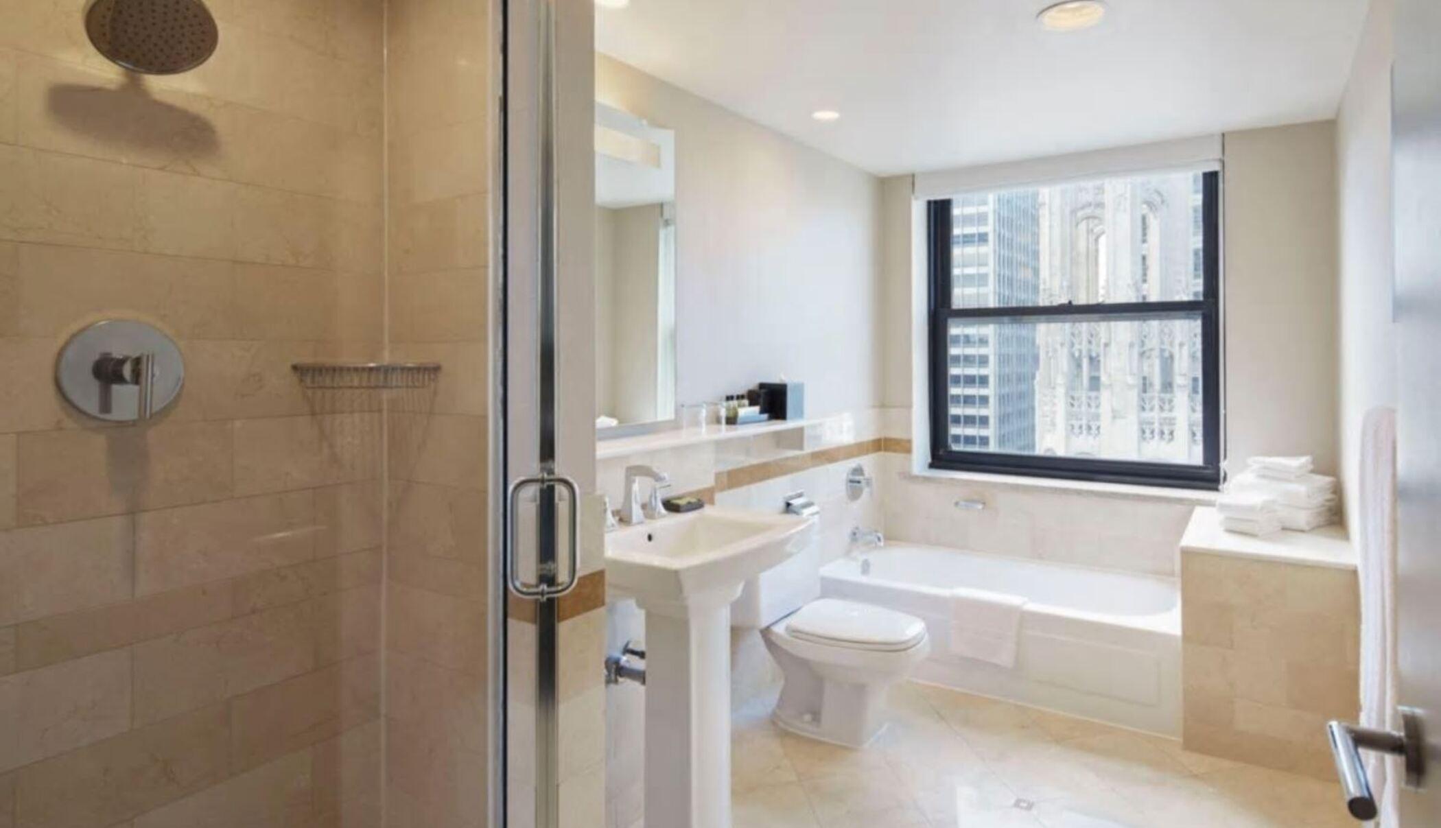 Intercontinental Magnificent Mile By Ihg Hotel Chicago
