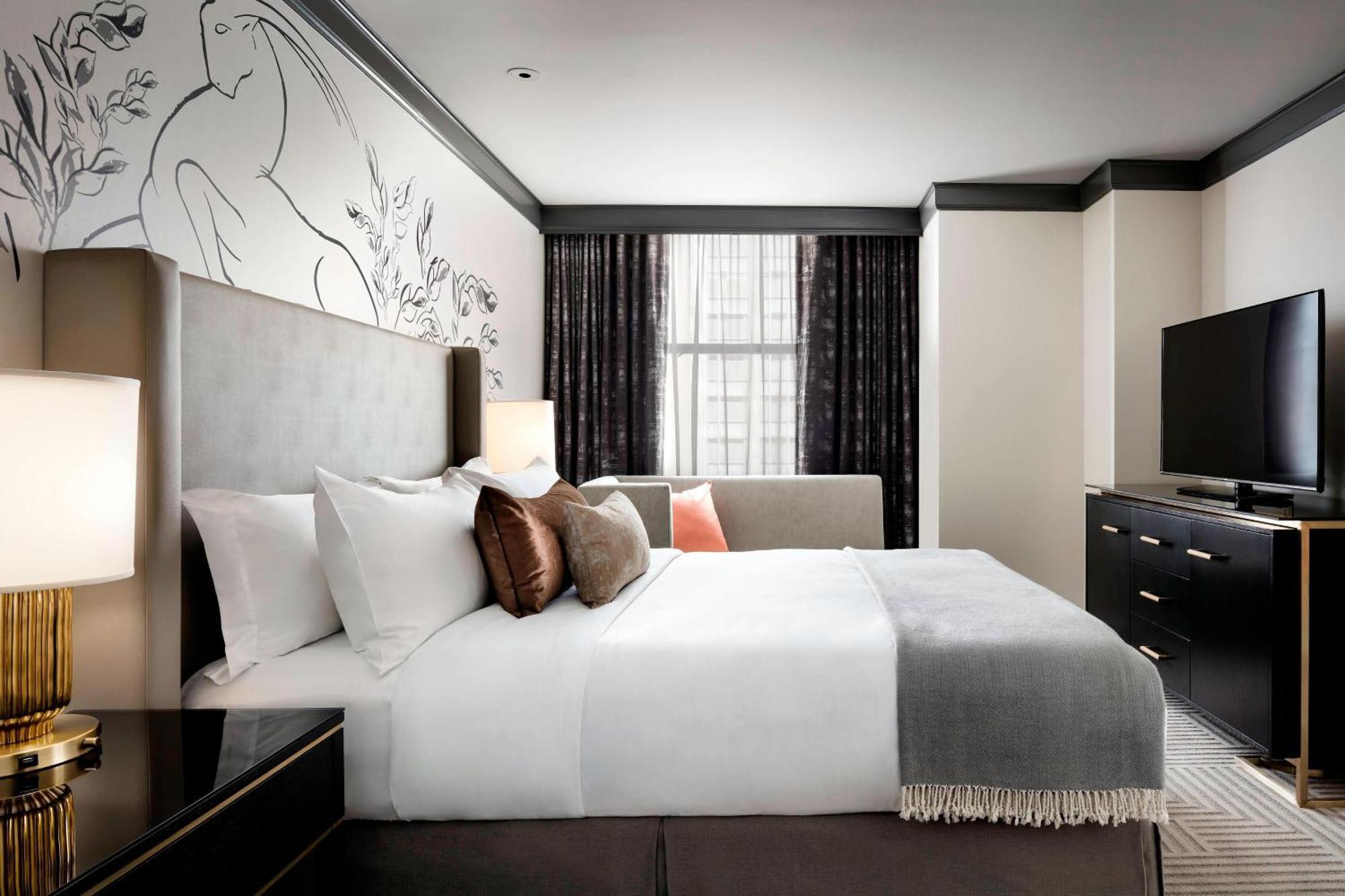 The Gwen, A Luxury Collection Hotel, Michigan Avenue Hotel