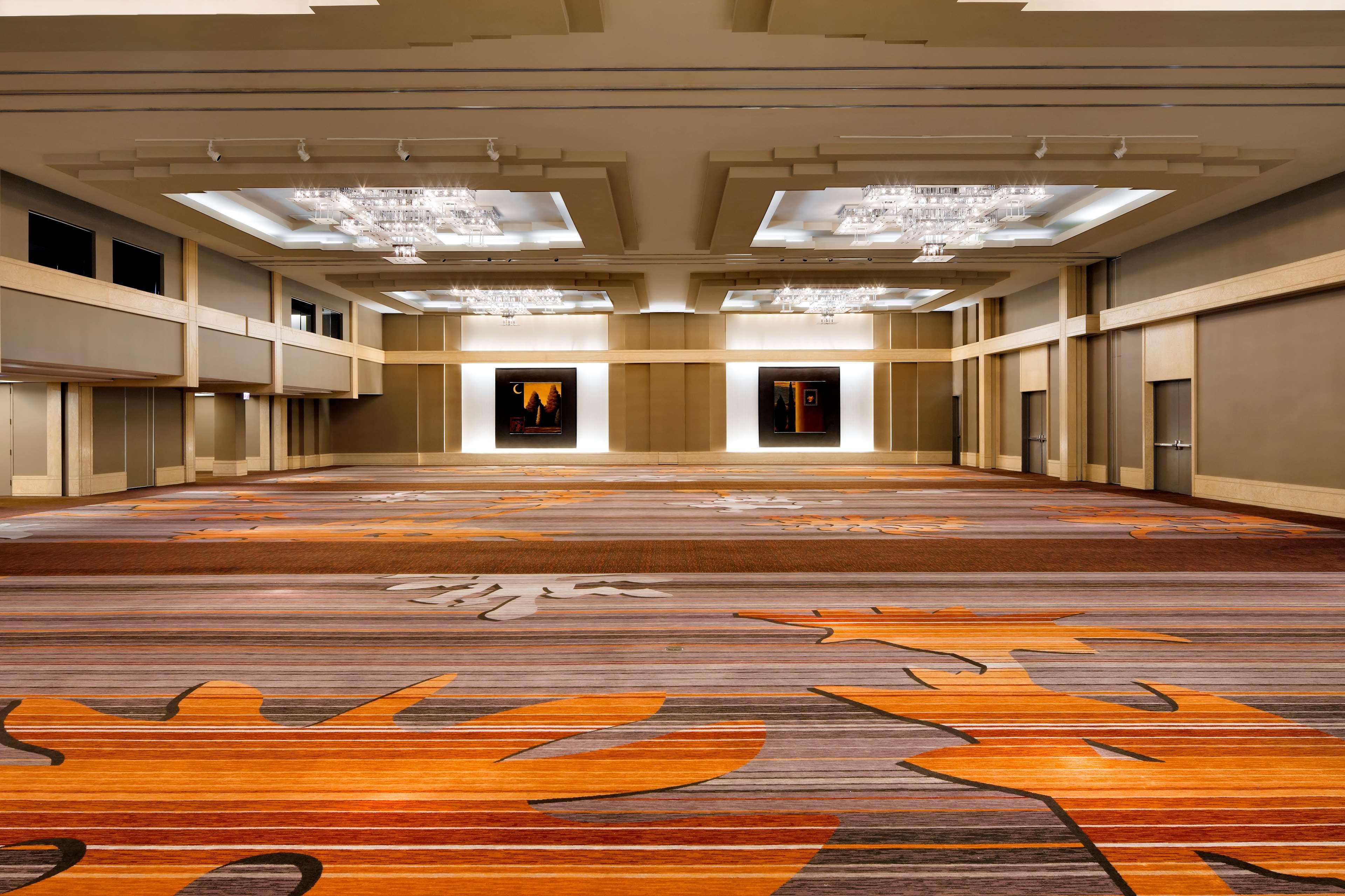 The Westin River North Hotel 4*