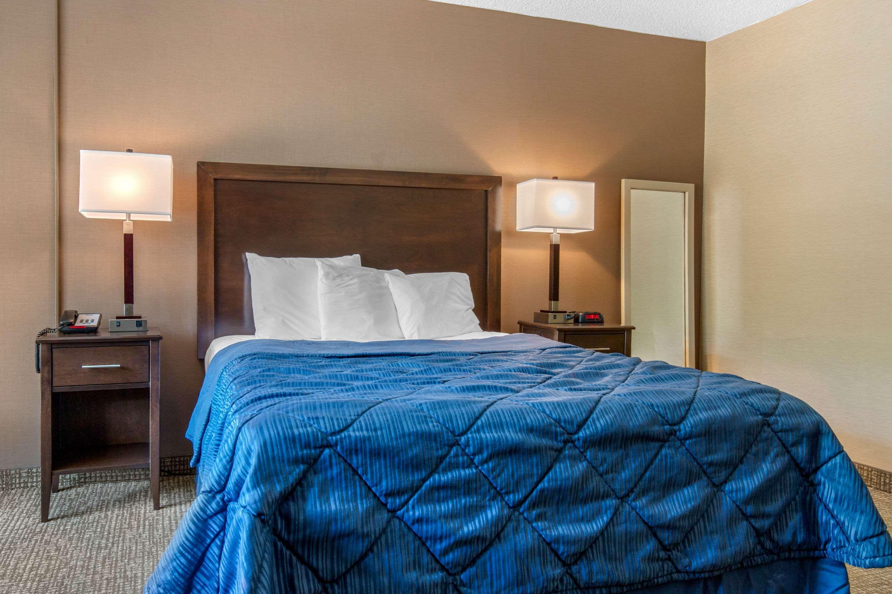 Mini-hôtel Rodeway 2*