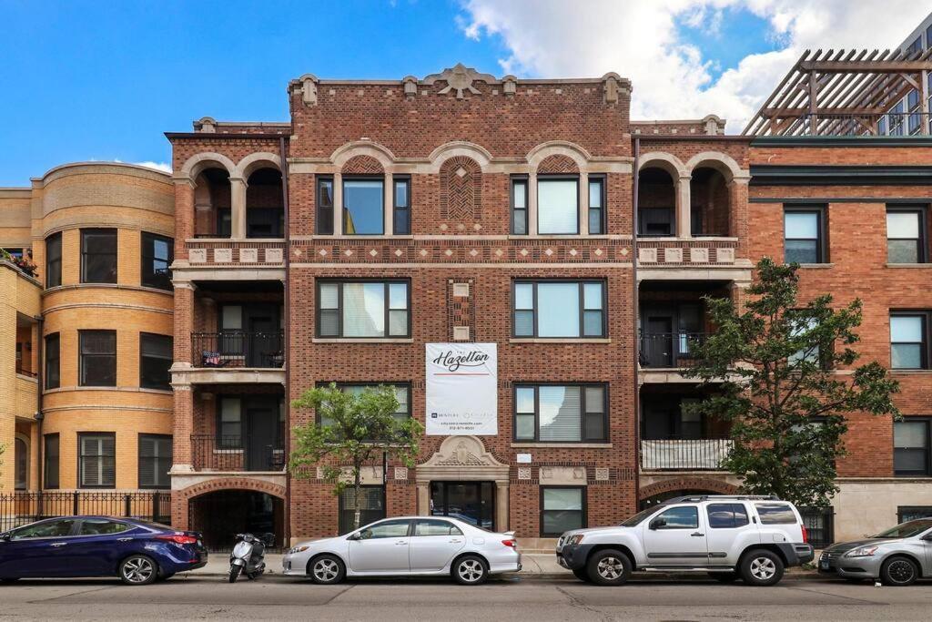 & Comfy Close To Shops & Dining - Montrose 210 & 212 Apartment