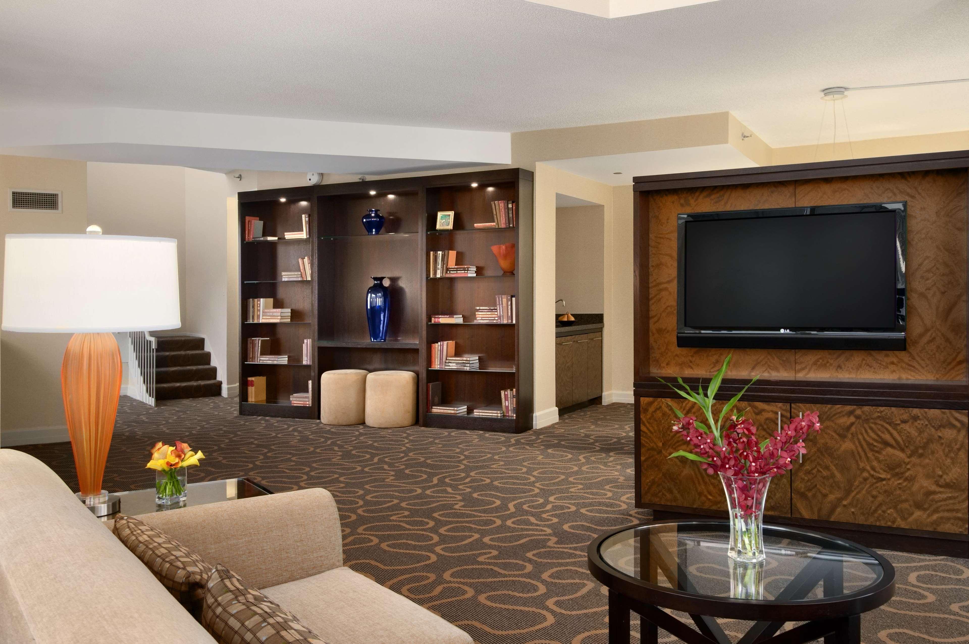 Swissotel Chicago
