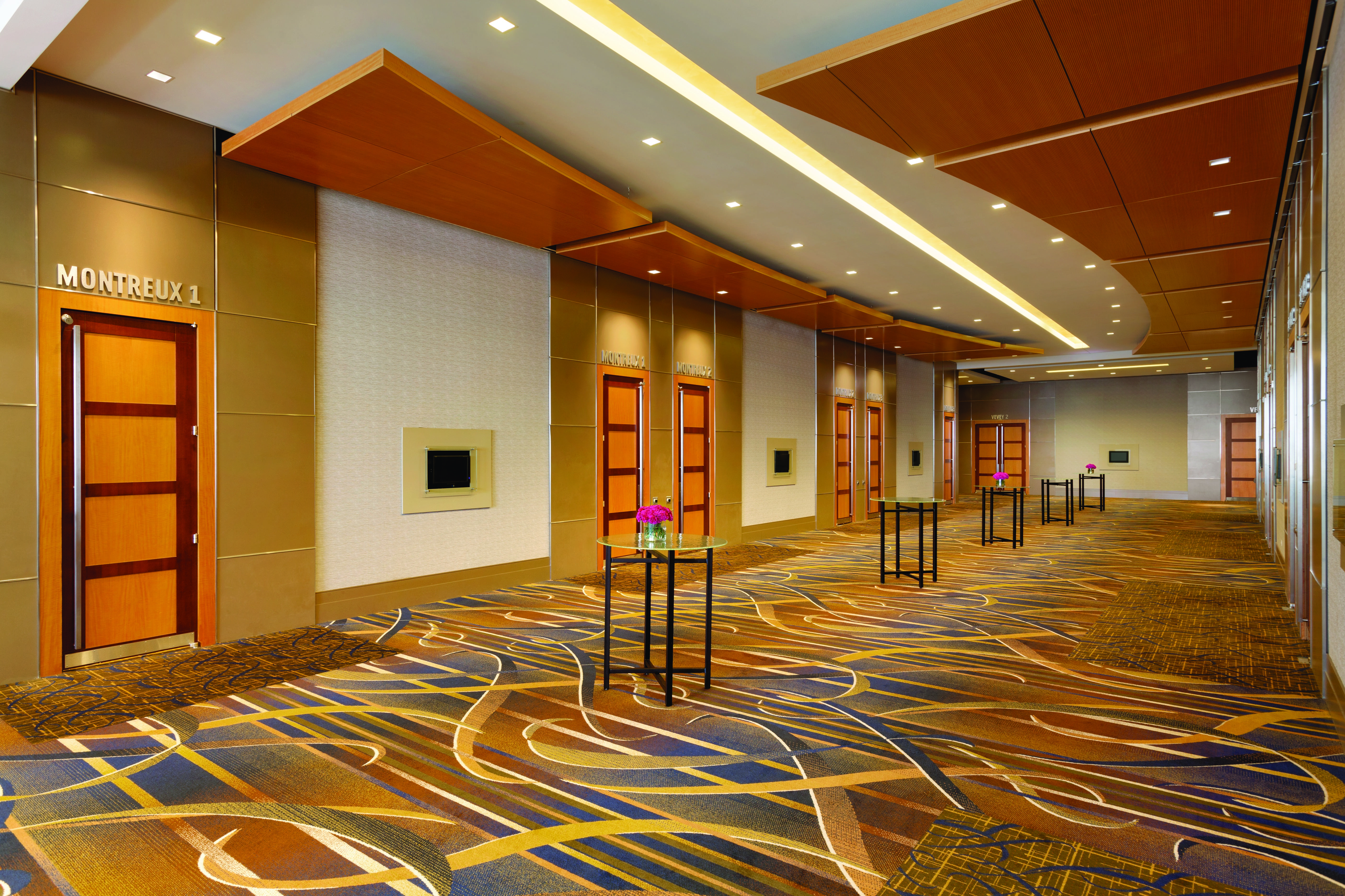 Swissotel 4*
