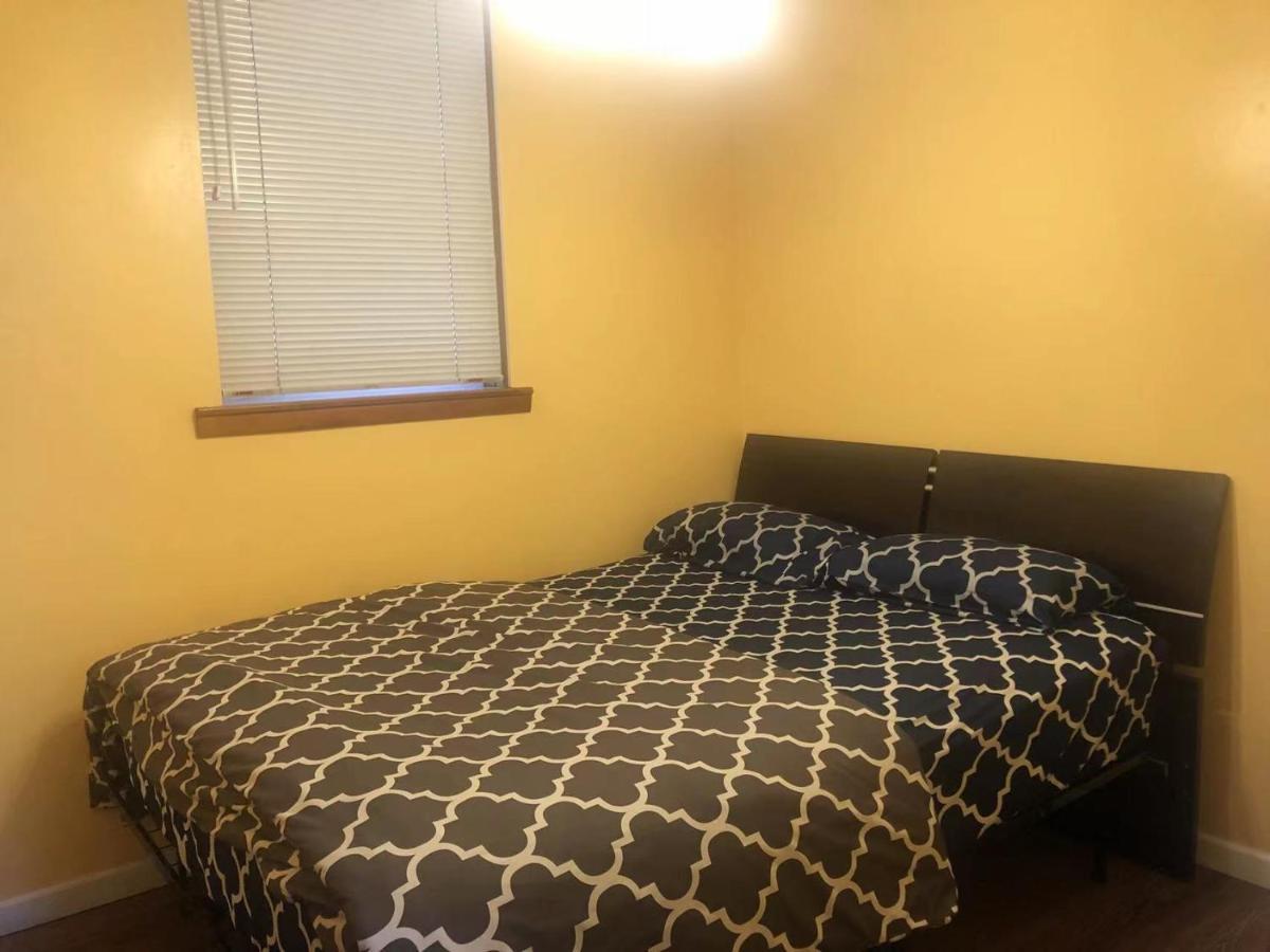 Ethan Golden Llc Apartment *