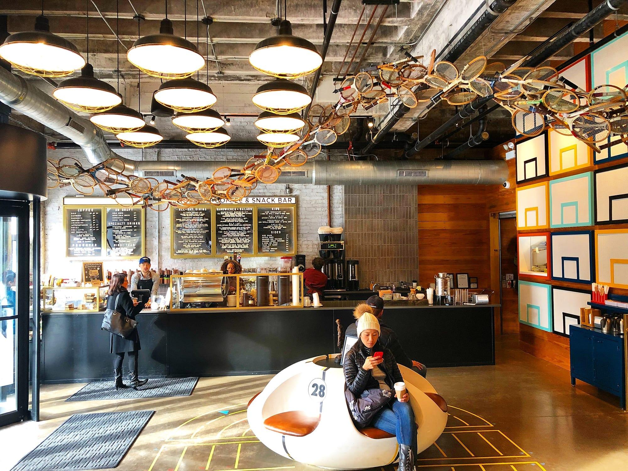 Hotel The Collection River North 3*