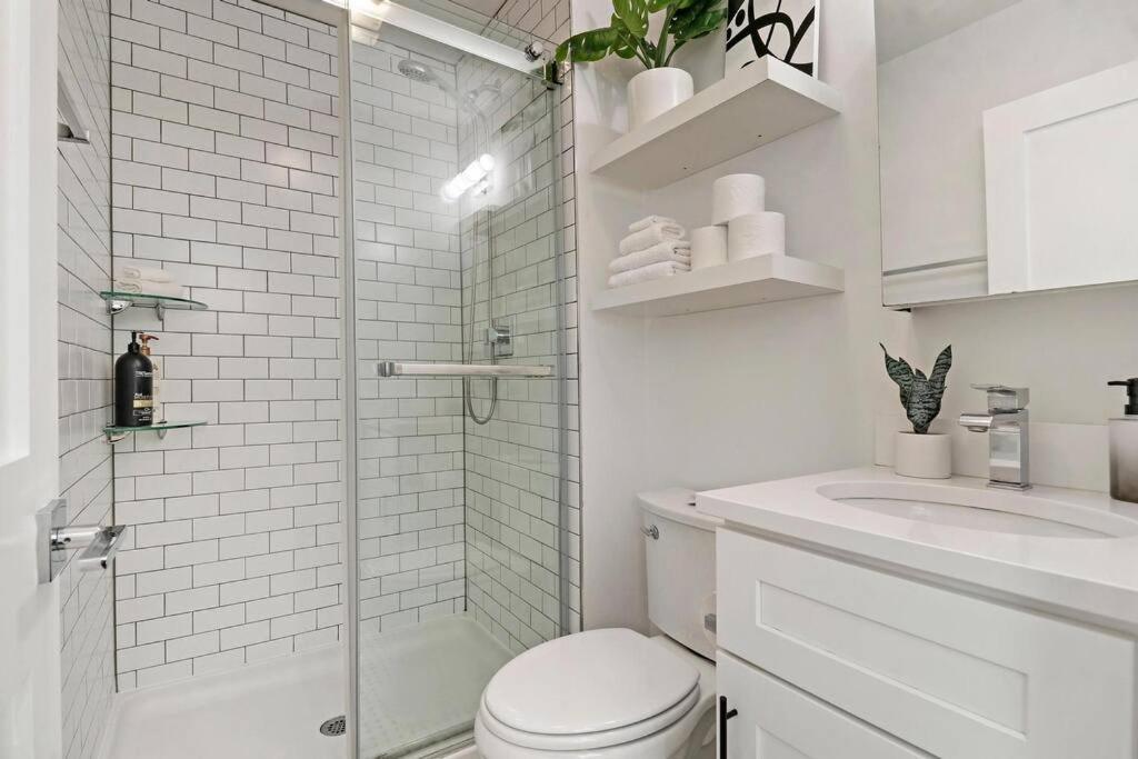 Appartement & Comfy Close To Shops & Dining - Montrose 210 & 212
