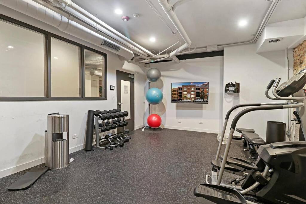 & Comfy Close To Shops & Dining - Montrose 210 & 212 Appartement *