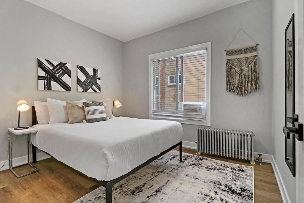 Lovely 2br With Equipped Kitchen - Wayne 2 Apartment Chicago