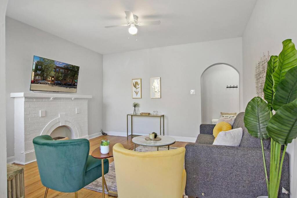 Apartment Charming 3br Close To Stores & Dining - Newgard 1n