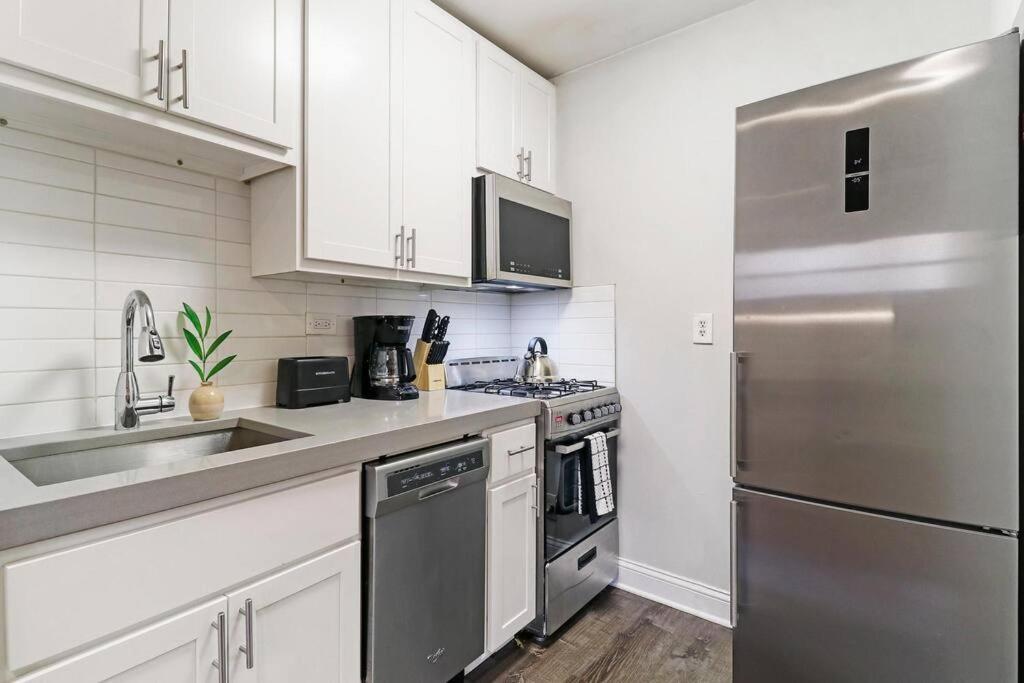 Stylish And Fully Furnished - Oakdale G Apartment *