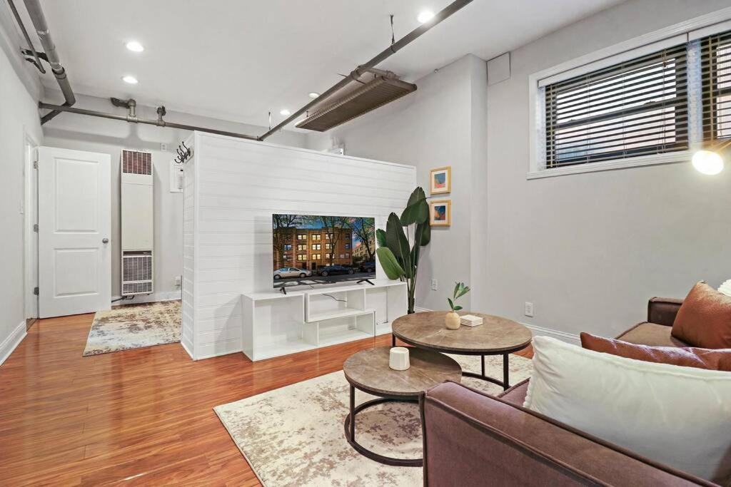 Stylish And Fully Furnished - Oakdale G * Chicago
