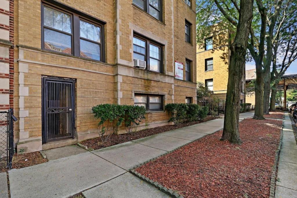 Stylish And Fully Furnished - Oakdale G Apartment