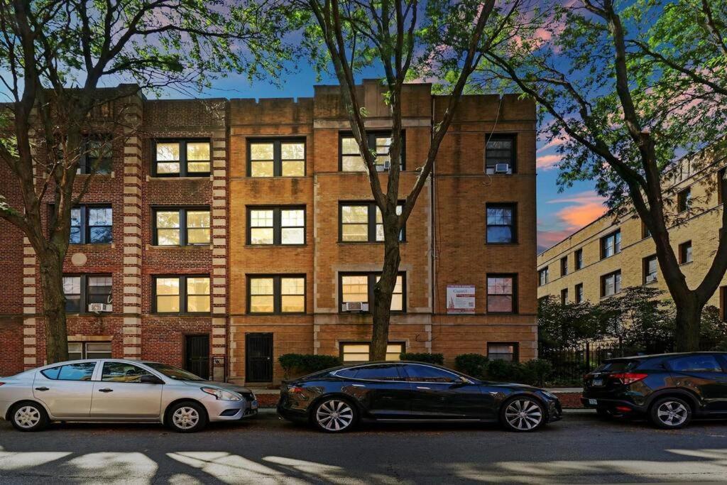Stylish And Fully Furnished - Oakdale G Chicago
