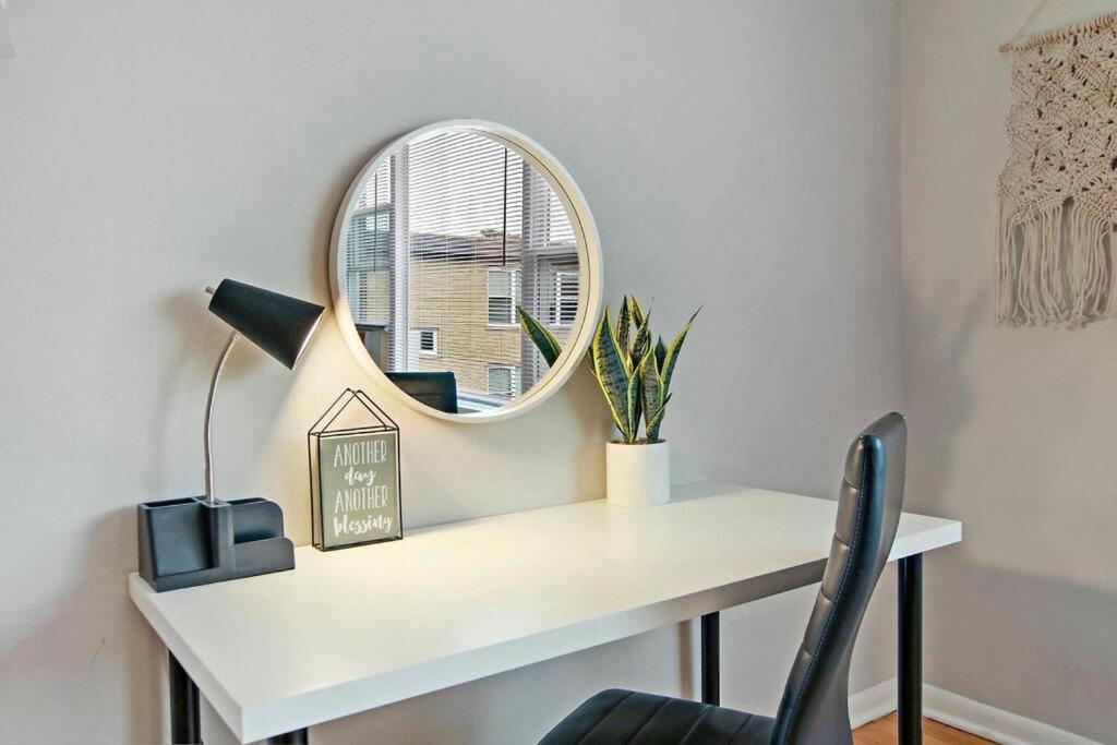 Relaxing 1br Close To Dining & Stores - Bell E3 Chicago