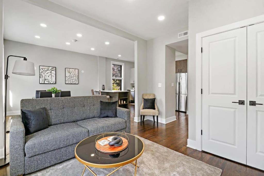 Apartamento Roomy 3-bedroom In Avondale - Park N2 Chicago