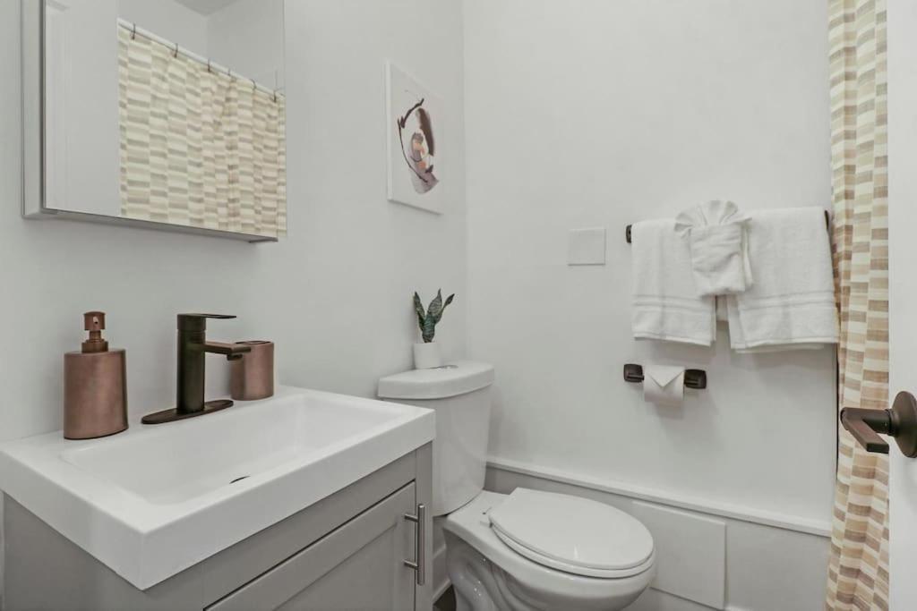 Roomy 3-bedroom In Avondale - Park N2 Apartamento *