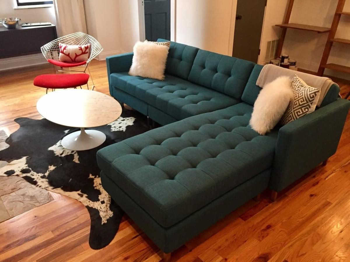 Apartment Walk To Lincoln Park, North Avenue Beach, And Second City! Lovely Old Town Charm!