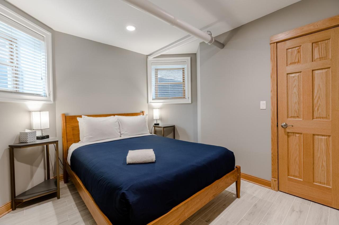 Apartment Quiet Oasis Only Minutes From Downtown - Friendly Neighborhood! Apts