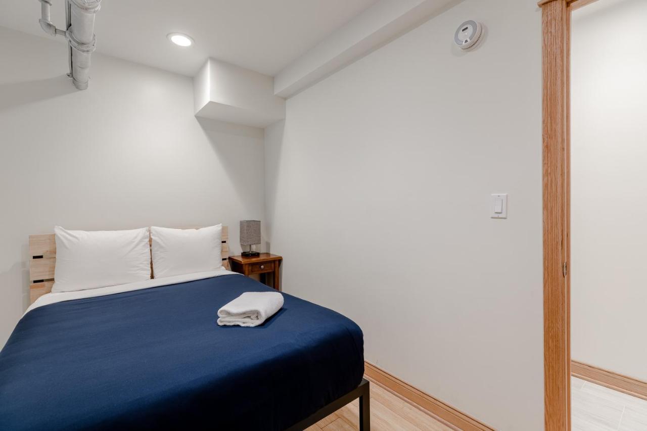 Quiet Oasis Only Minutes From Downtown - Friendly Neighborhood! Apts