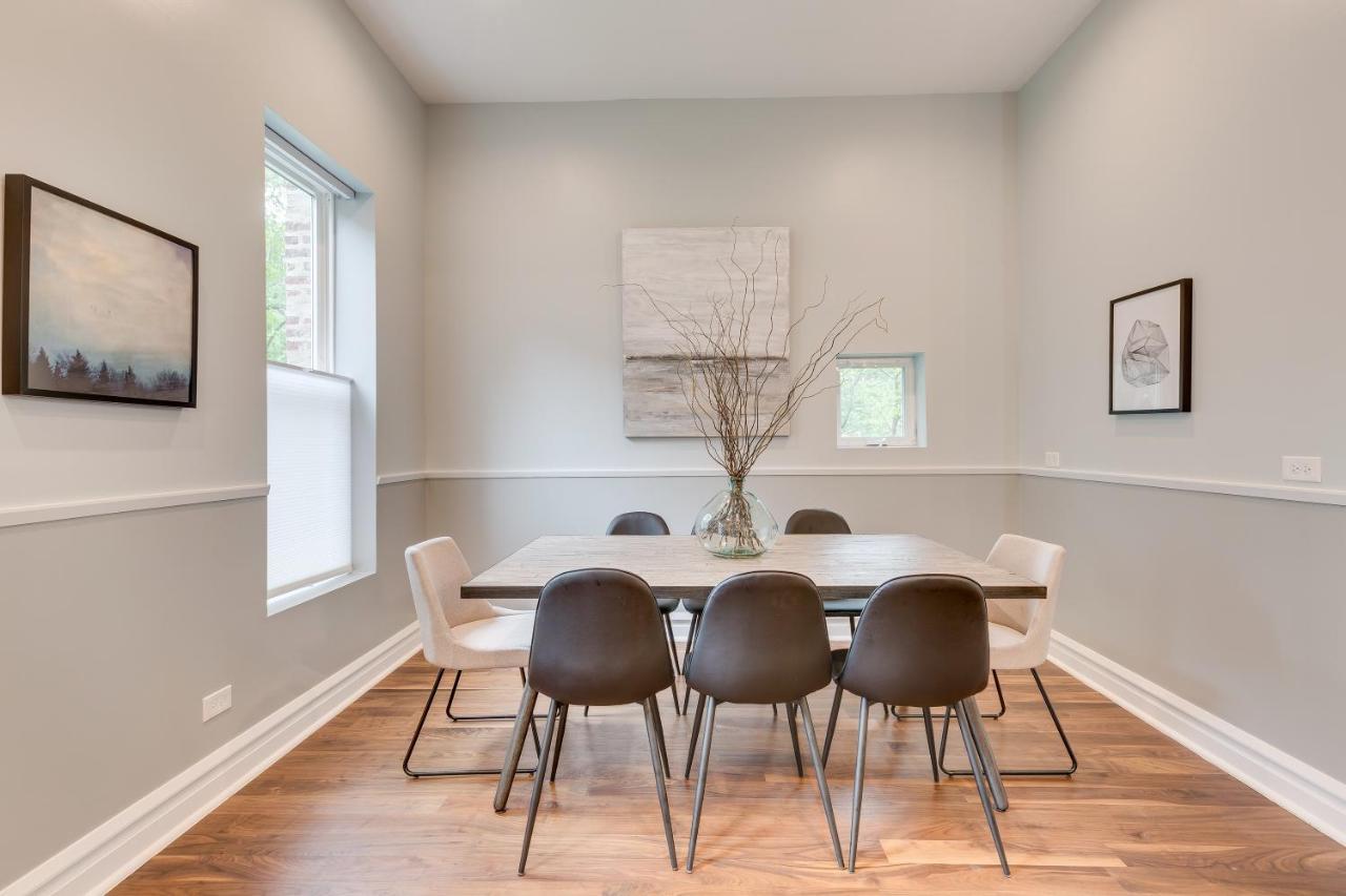 Private Deck And Backyard Perfect For Your Entire Group! Walk To The United Center Hébergement de vacances *