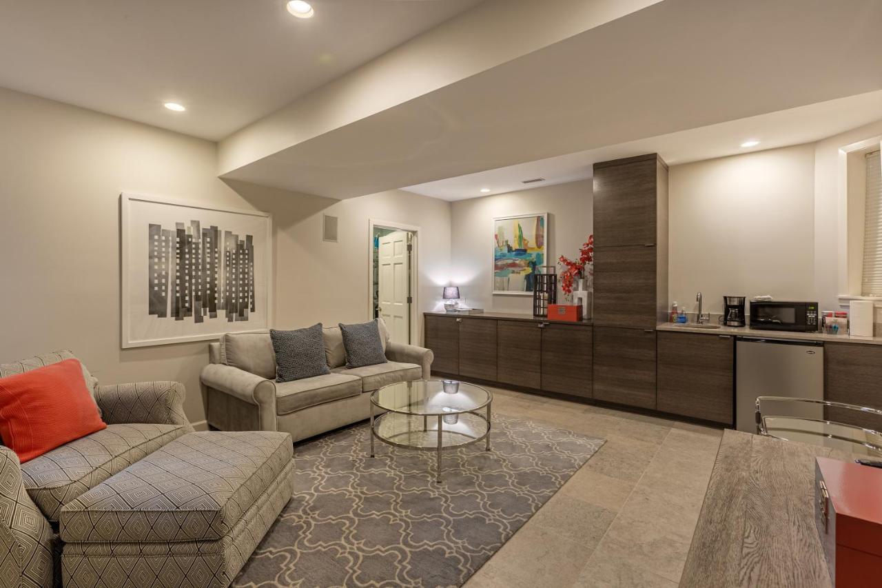 Apartment Pet Friendly! Charming And Cozy - Close To Depaul And Public Transit Apts Chicago