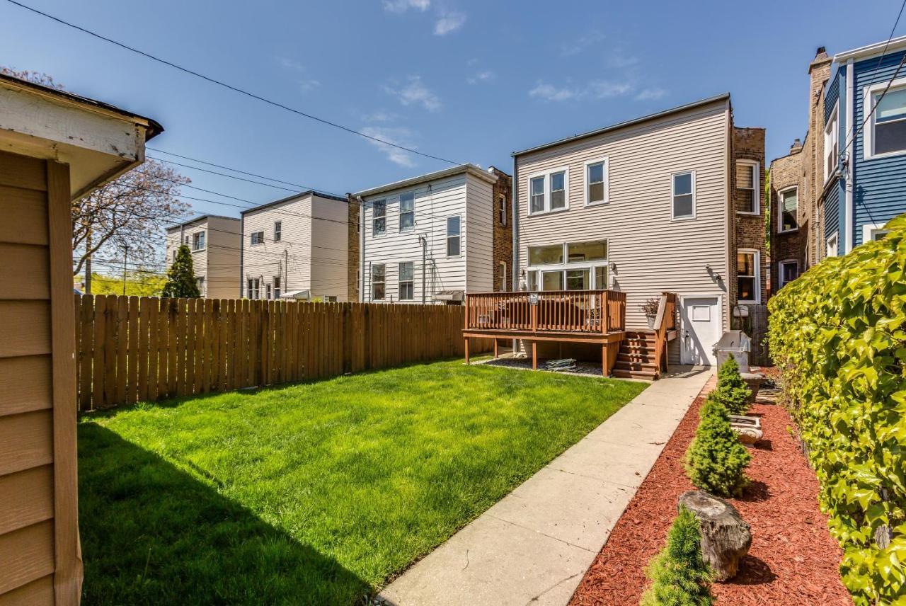 Garage Parking! Walk To Logan Square Station Plus Great Local Restaurants And Bars Apts * Chicago