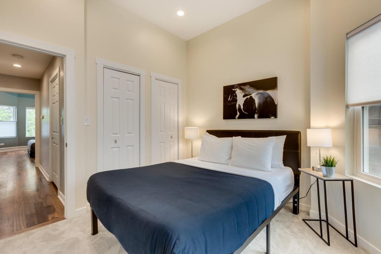 Private Deck And Backyard Perfect For Your Entire Group! Walk To The United Center Hébergement de vacances Chicago