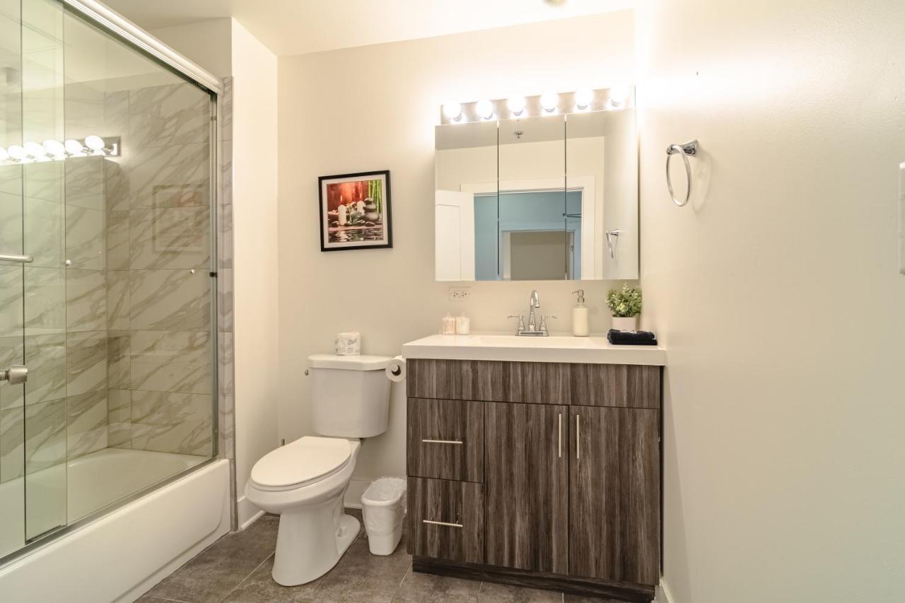Apartment Cozy 2Br South Loop Condo With Optional Parking And Gym Near Mccormick Place, Public Transit & City Hotspots Chicago