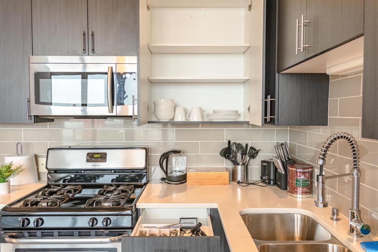 Cozy 2Br South Loop Condo With Optional Parking And Gym Near Mccormick Place, Public Transit & City Hotspots Apartment *
