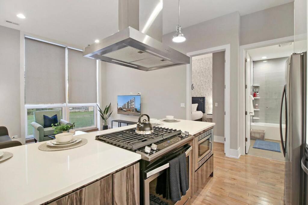 Well-equipped 2br With Laundry - Crosby 205