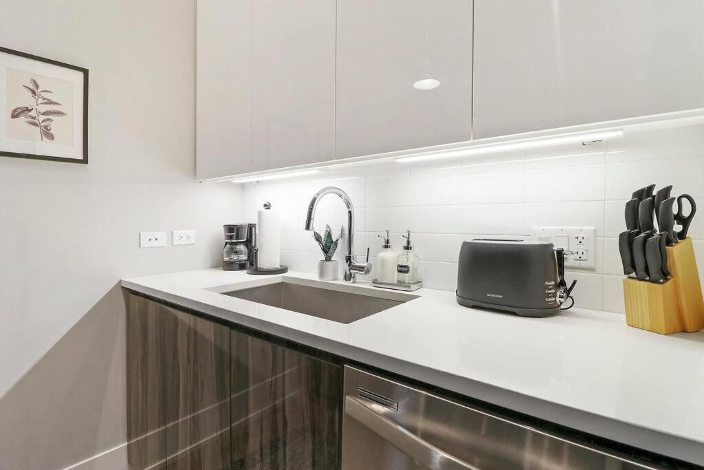 1br Well-decorated With Laundry - Crosby 209 Apartment *