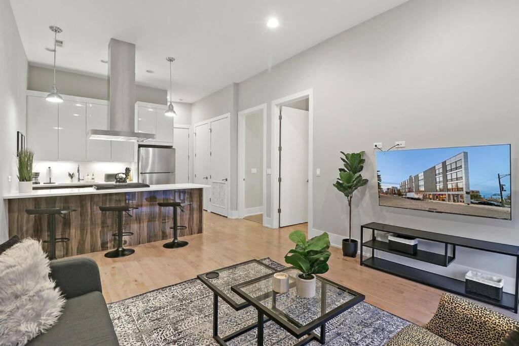 1br Well-decorated With Laundry - Crosby 209 *