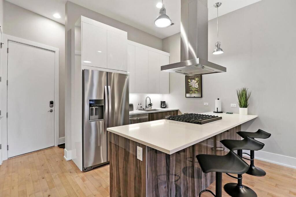 Apartamento 1-bedroom Minimalist With Laundry - Crosby 204