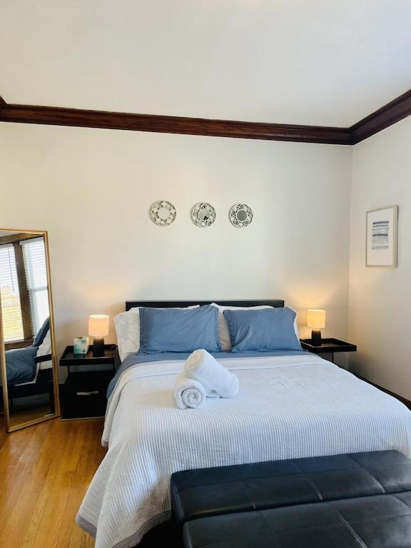 Appartement The Karlov. Gorgeous ,spacious 2bd/ 1ba W/ Parking