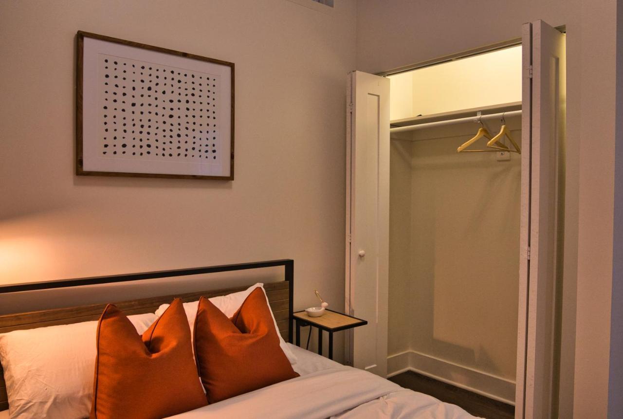 Luxury 3Br Spacious Suite Sleeps 8 Guests With Patio, Skyline View, Optional Parking And Gym Access Near Mccormick Place And Lakefront Appartement