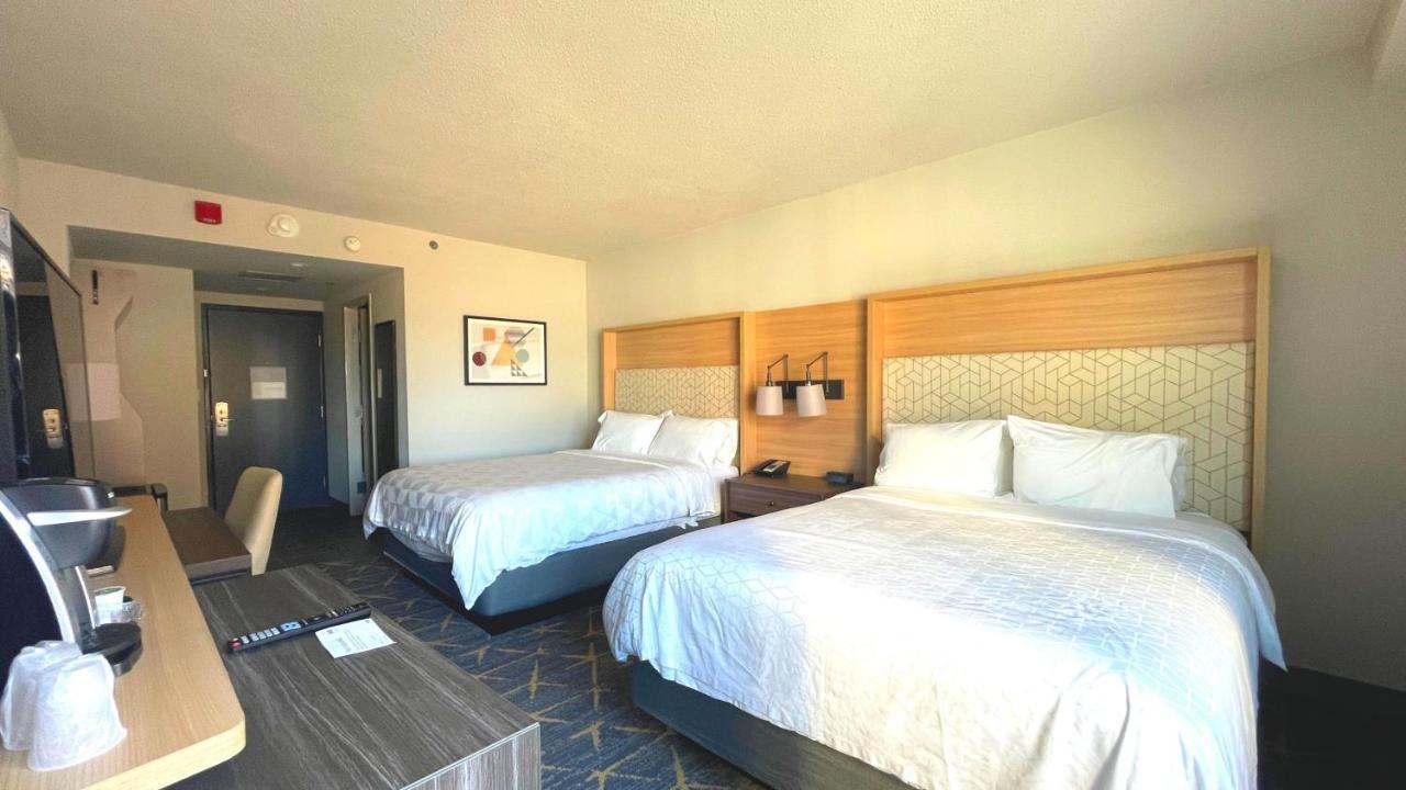 & - Downtown, An Ihg