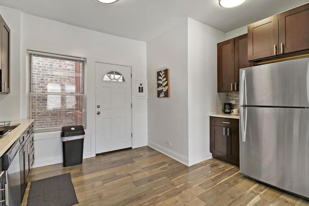 Apartamento Irving Park 3br With Full Kitchen - Belle Plaine 2w