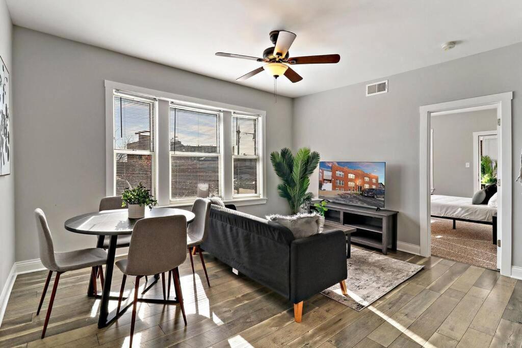Apartamento Irving Park 3br With Full Kitchen - Belle Plaine 2w