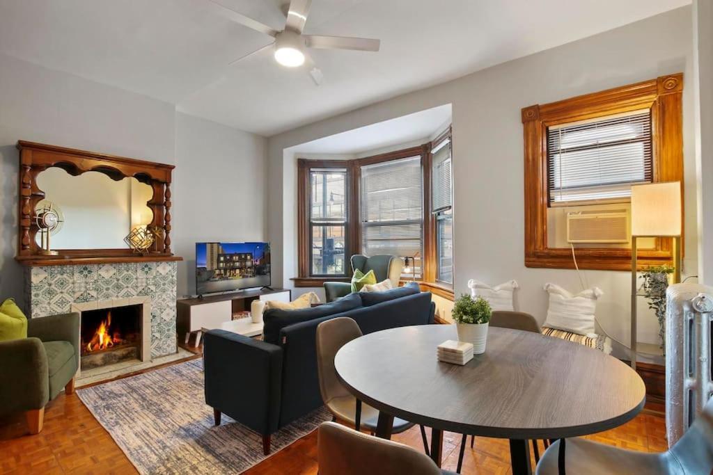 Well-equipped 4br With In-unit Washer & Dryer - Broadway 2