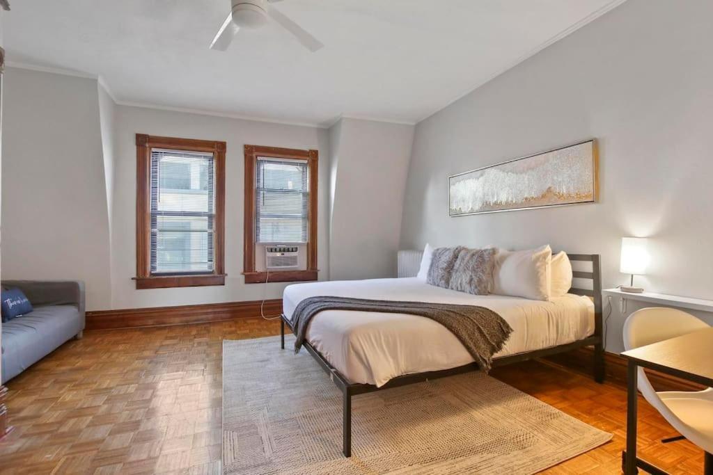 Well-equipped 4br With In-unit Washer & Dryer - Broadway 2 Apartamento