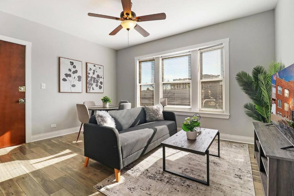 Irving Park 3br With Full Kitchen - Belle Plaine 2w Apartamento Chicago