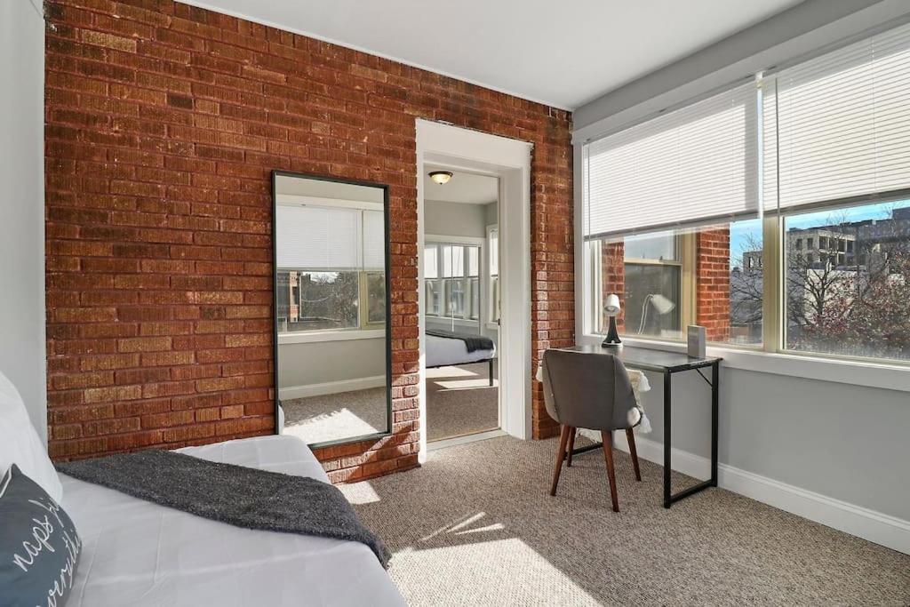 Irving Park 3br With Full Kitchen - Belle Plaine 2w *