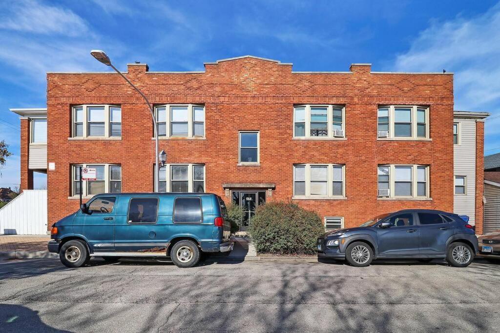 Irving Park 3br With Full Kitchen - Belle Plaine 2w Apartamento *