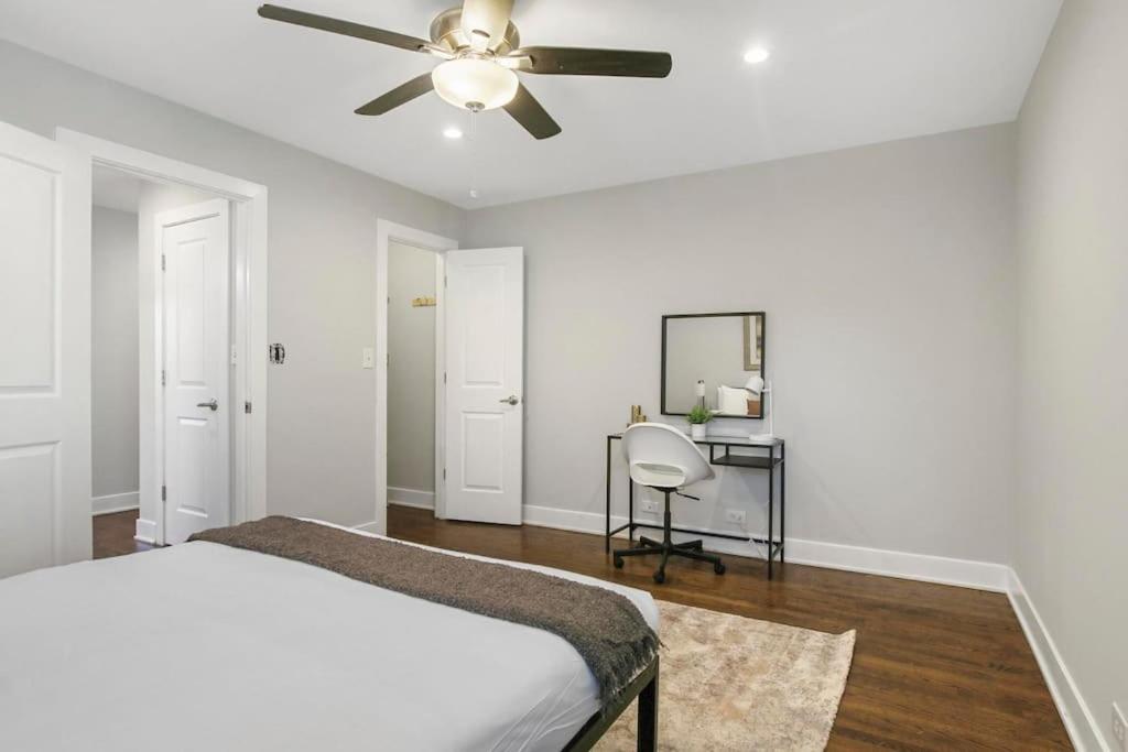 Vibrant 2br Close To And Park - Sheridan 1 Apartment